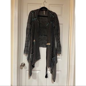Free People Asymmetrical Cardigan with amazing details, like new. size small